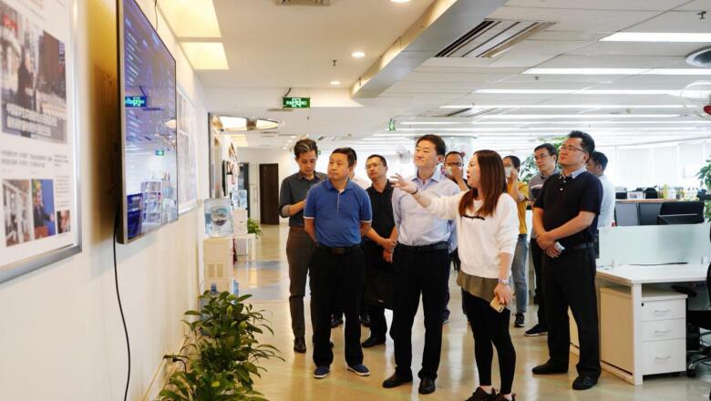 亿万先生mr官方网站集团与成都传媒集团签署战略合作协议
