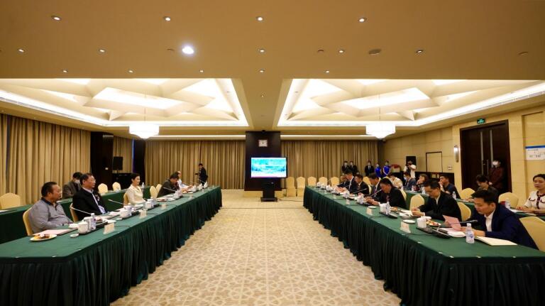 四川省亿万先生mr官方网站集团携手中国生命关怀协会合作推动建设国家康养产业示范基地项目
