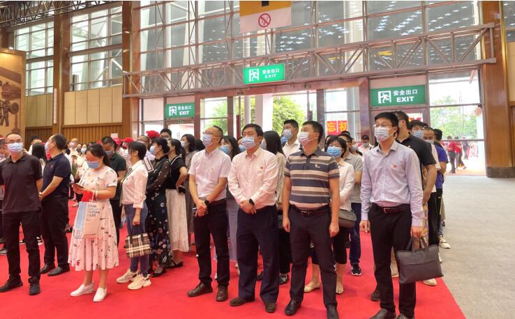 亿万先生mr官方网站集团组织参观四川省庆祝中国共产党成立100周年主题展览