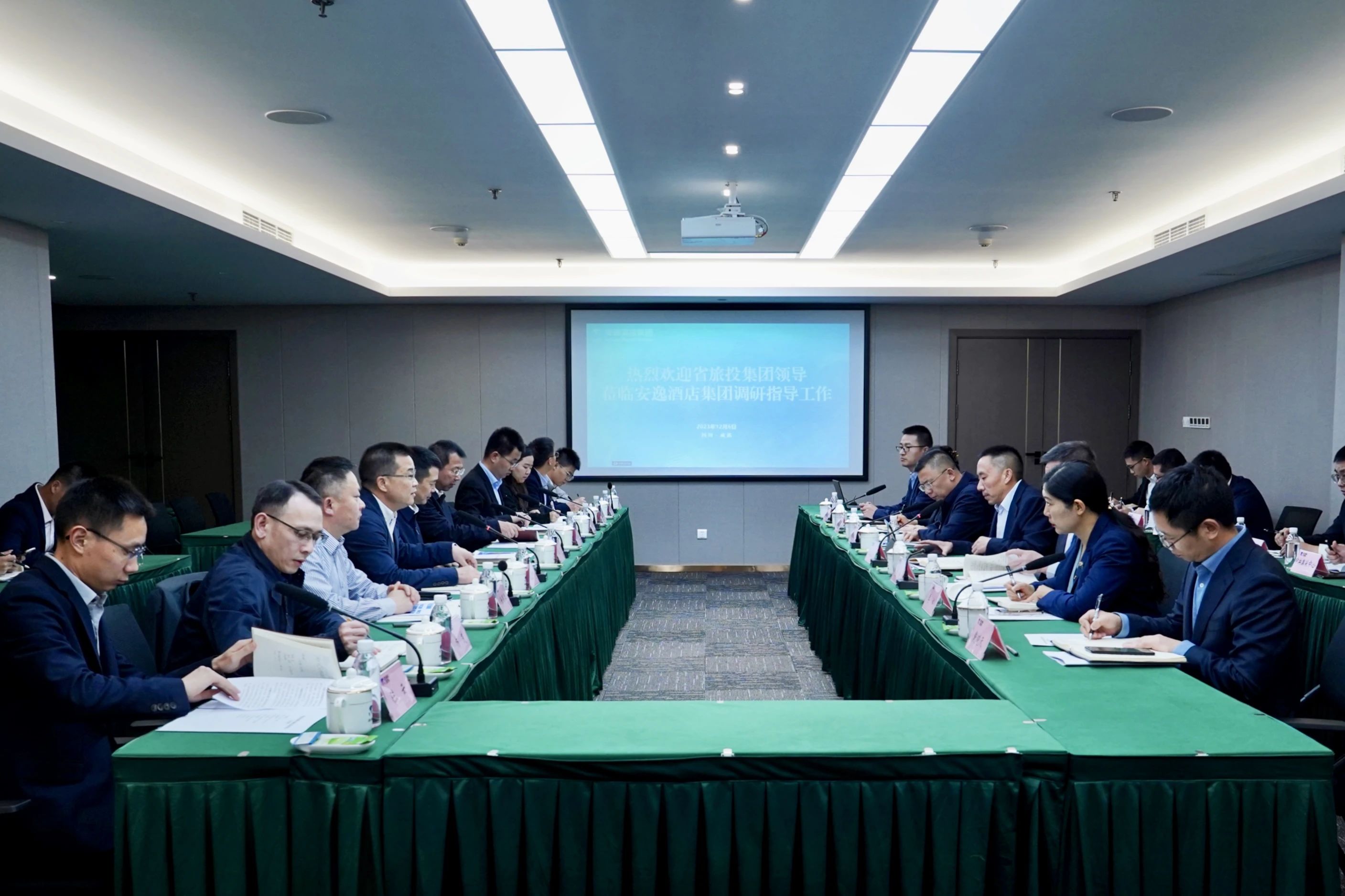 省亿万先生mr官方网站集团党委书记、董事长游勇率队赴二级子公司调研