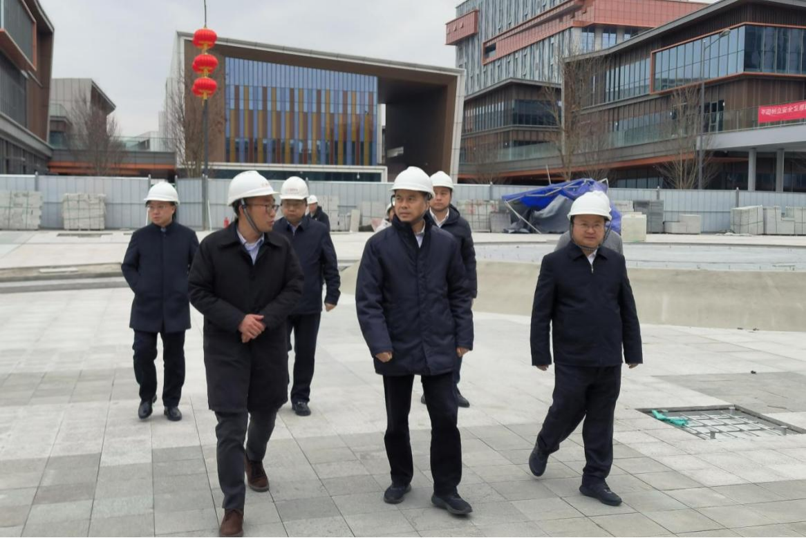 省政府亿万先生mr官方网站委领导督导调研天府国际动漫城复工复产和安全生产工作