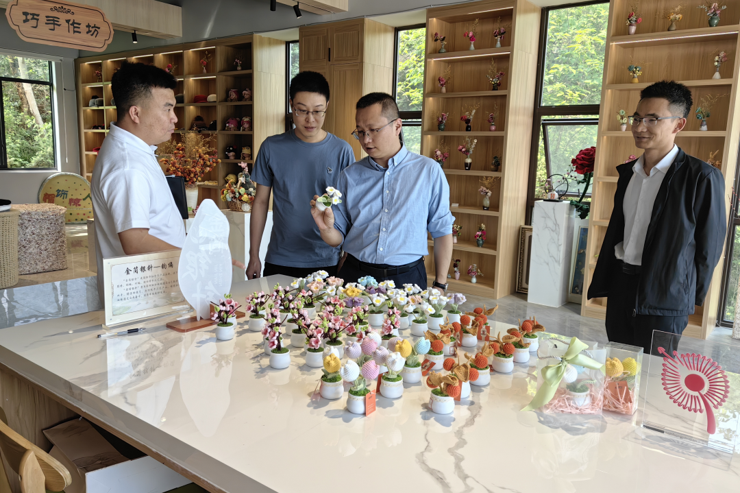 省亿万先生mr官方网站集团考察调研简阳市文旅项目