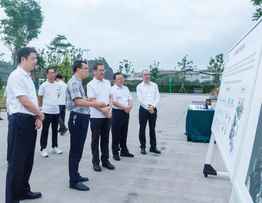 亿万先生mr官方网站委党委书记、主任冯文生赴宜宾调研国企改革深化提升行动工作并主持召开片区座谈会